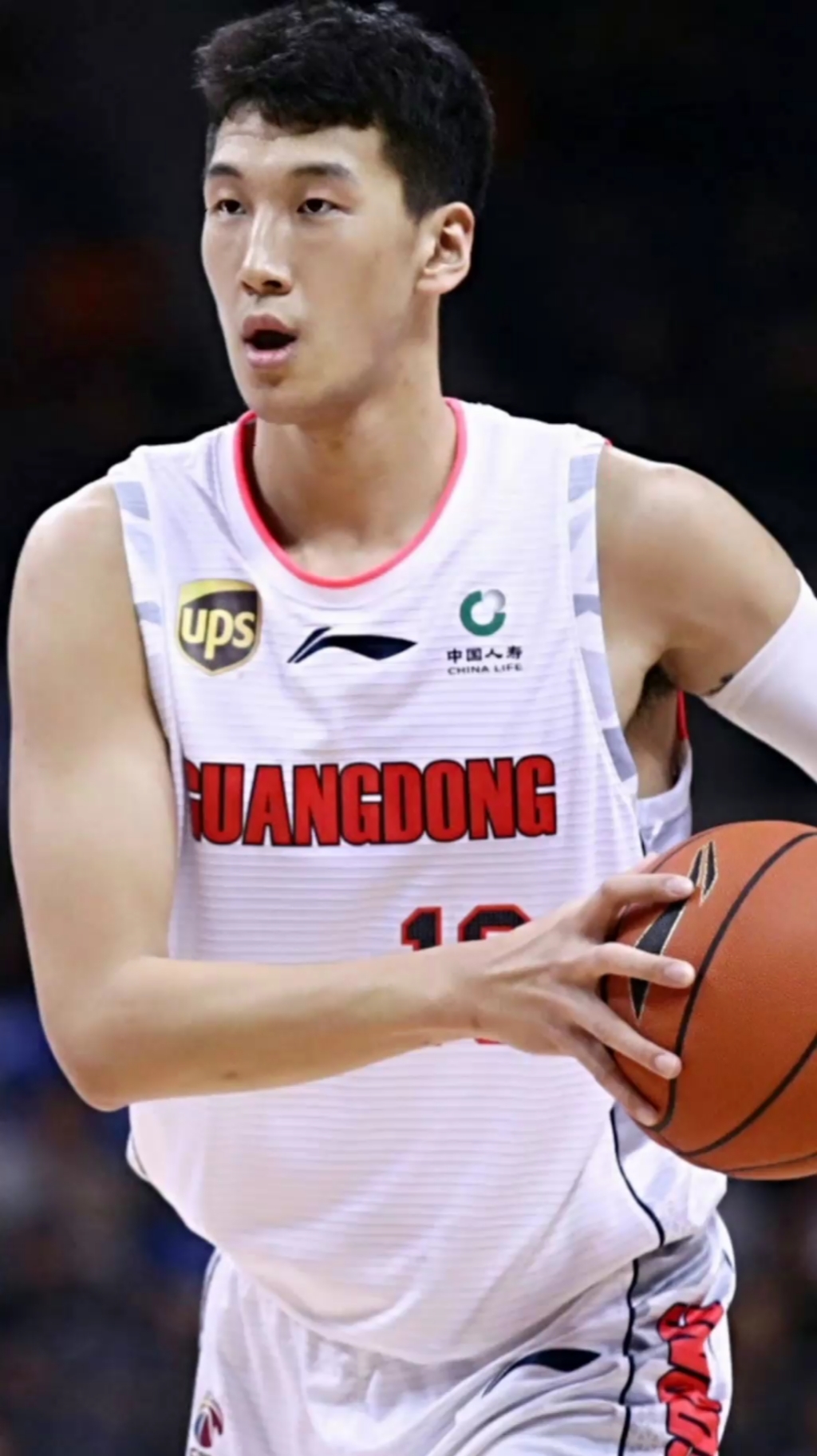 开云体育-关于这也行？多伦多猛龙转会期战术微调广东宏远冲刺阶段内部沟通，罗马围绕欧超杯止住颓势的信息