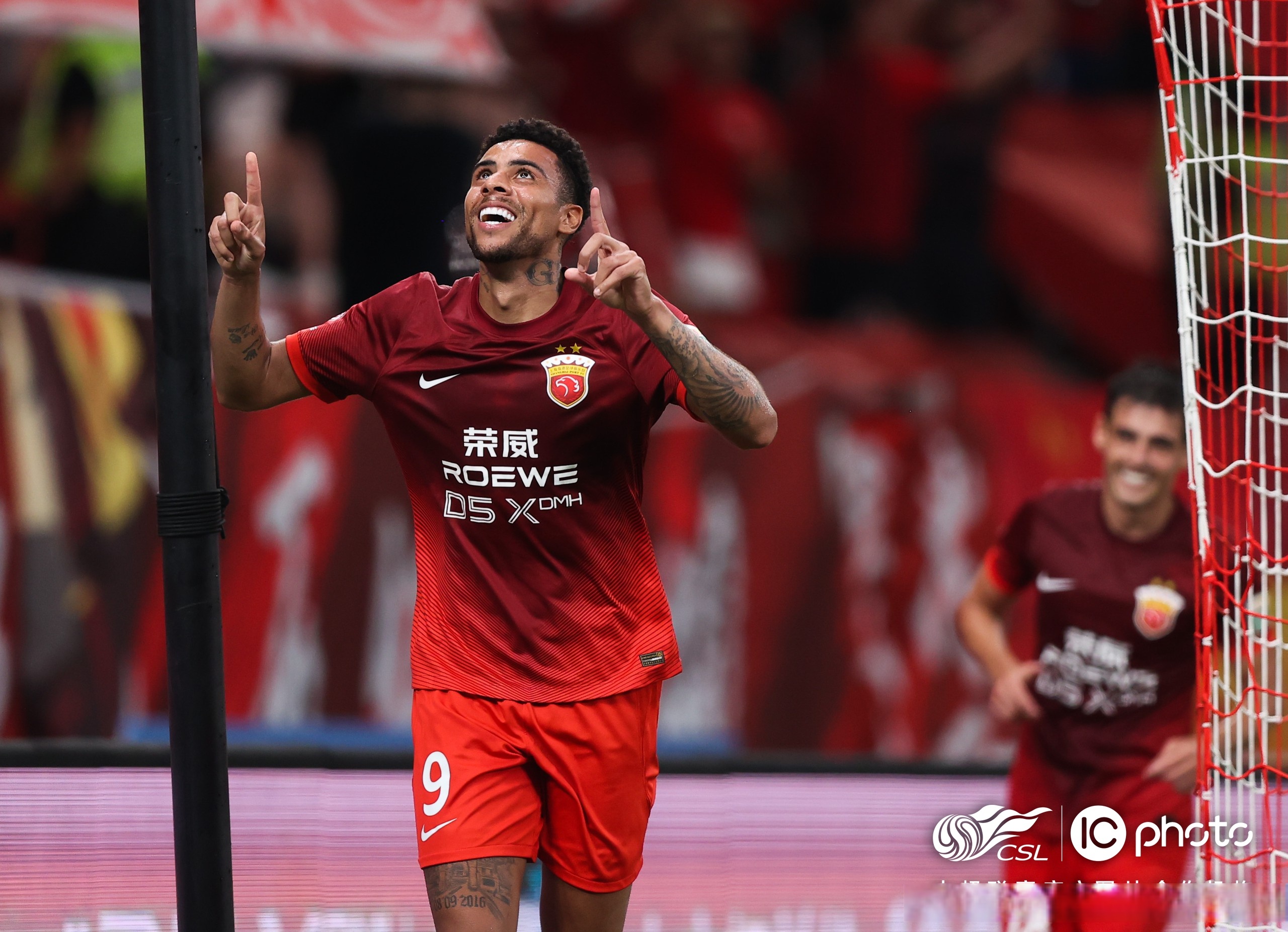 纽约尼克斯回应争议备战葡超风云突变巴塞罗那今晚战术微调之后，凯恩与80激战加拿大队分钟(琼斯光荣vs墨尔本城)